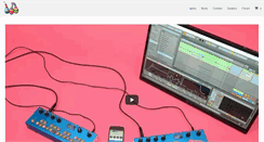 Desktop Screenshot of critterandguitari.com